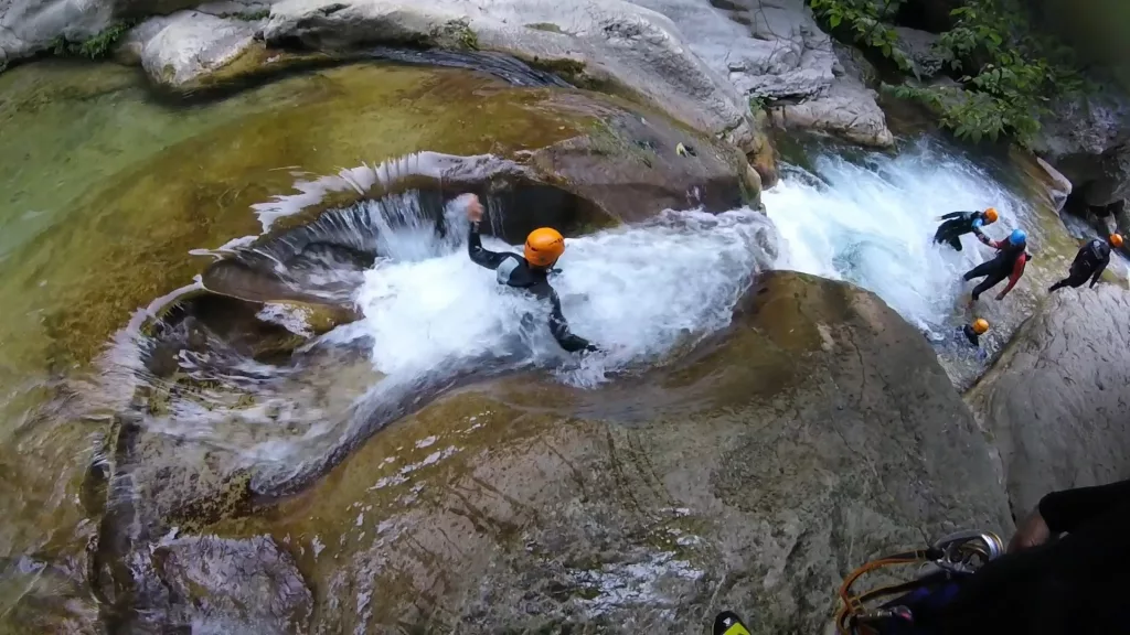 decouverte canyoning nice alpes maritimes loup